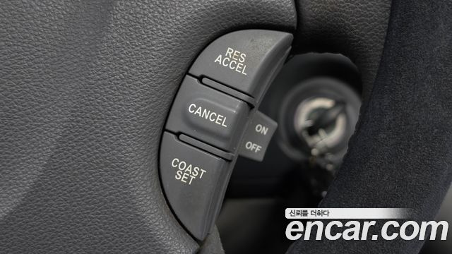 Kia Canival 2011 — photo 22