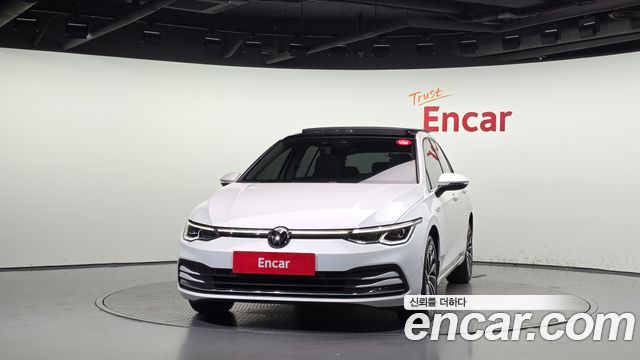 Volkswagen Golf 2022 — photo 3