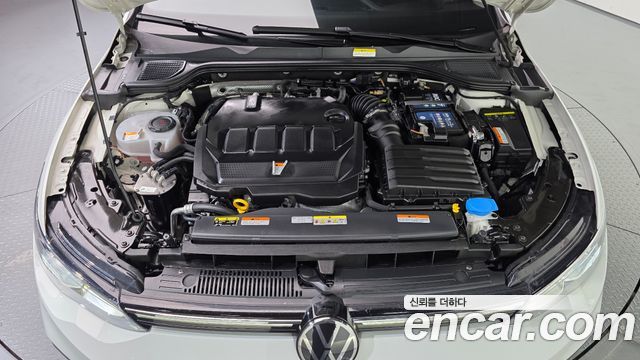 Volkswagen Golf 2022 — photo 6