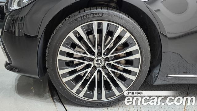 Mercedes-Benz S-Class 2021 — photo 5