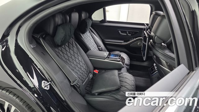 Mercedes-Benz S-Class 2021 — photo 17