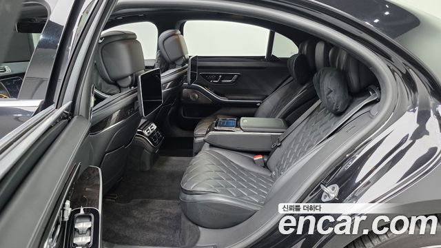 Mercedes-Benz S-Class 2021 — photo 18