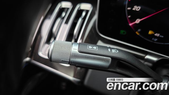 Mercedes-Benz S-Class 2021 — photo 26