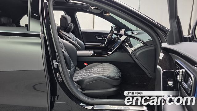 Mercedes-Benz S-Class 2021 — photo 16