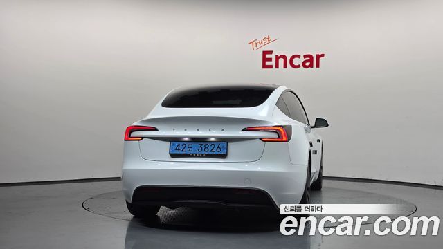 Tesla Model 3 2024 — photo 4