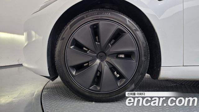 Tesla Model 3 2024 — photo 5
