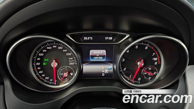 Mercedes-Benz CLA-Class 2018 — photo 8