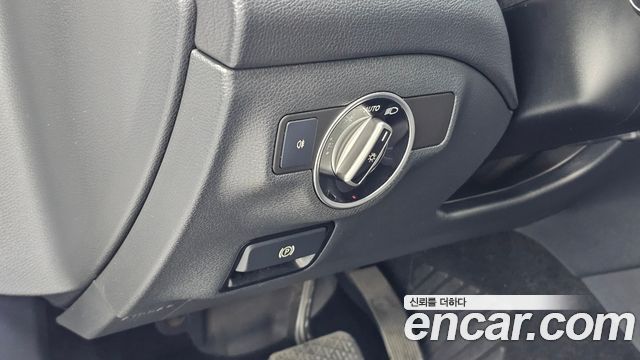 Mercedes-Benz CLA-Class 2018 — photo 16