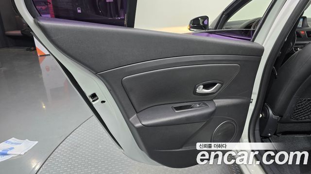 Renault Korea SM3 2017 — photo 15