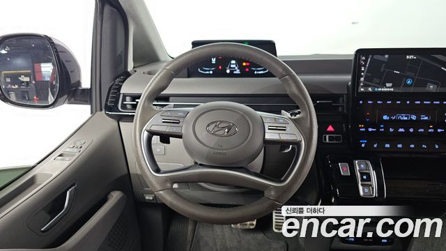 Hyundai Staria 2023 — photo 19
