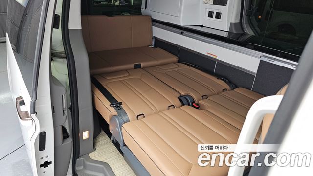 Hyundai Staria 2023 — photo 16
