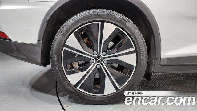 Polestar Polestar 2 2023 — photo 5