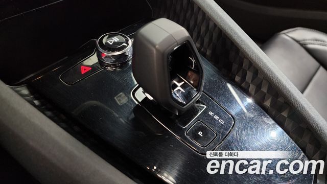 Polestar Polestar 2 2023 — photo 9