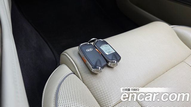 Kia K9 2020 — photo 30
