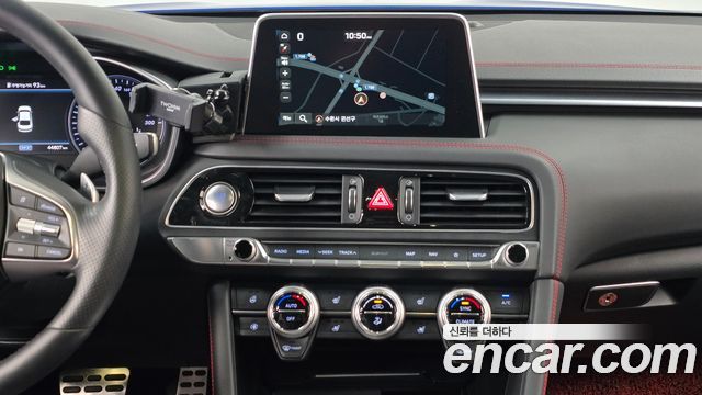 Genesis G70 2019 — photo 18