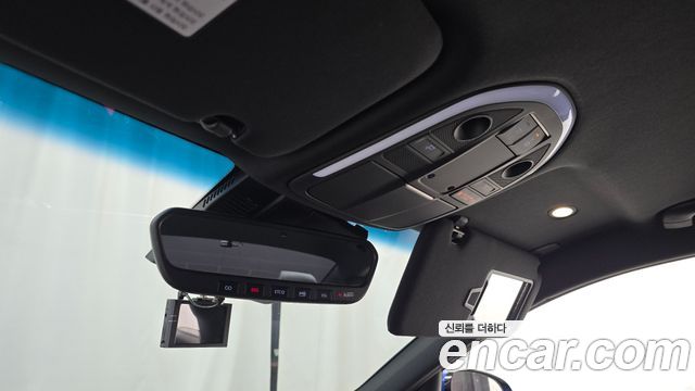 Genesis G70 2019 — photo 25