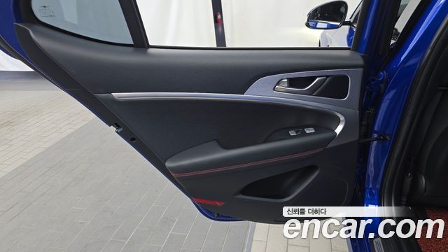 Genesis G70 2019 — photo 15