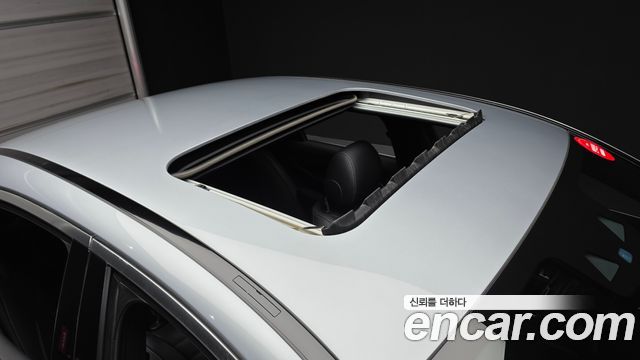 Mercedes-Benz E-Class 2022 — photo 29