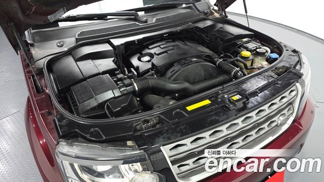 Land Rover Discovery 2016 — photo 6