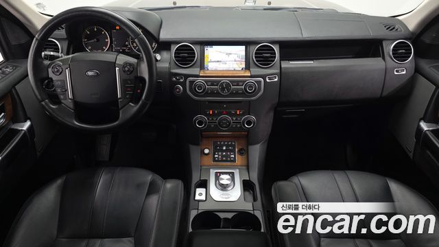 Land Rover Discovery 2016 — photo 7