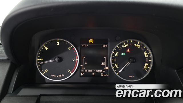 Land Rover Discovery 2016 — photo 8