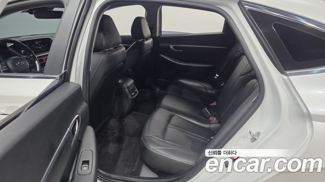 Hyundai Sonata 2020 — photo 11