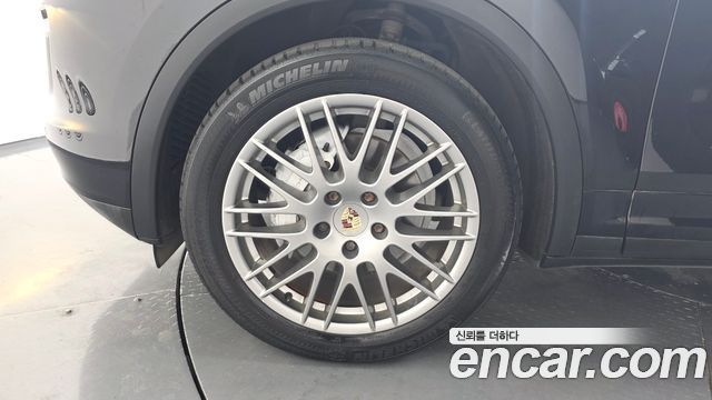 Porsche Cayenne 2013 — photo 5