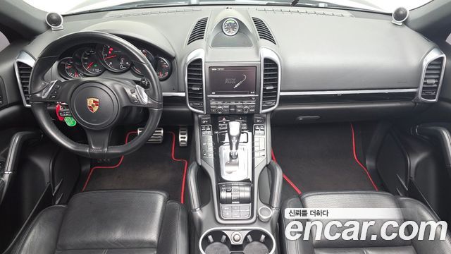 Porsche Cayenne 2013 — photo 7