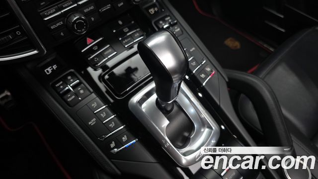 Porsche Cayenne 2013 — photo 9