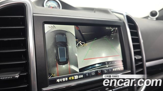 Porsche Cayenne 2013 — photo 15