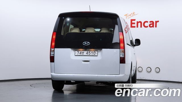 Hyundai Staria 2022 — photo 4