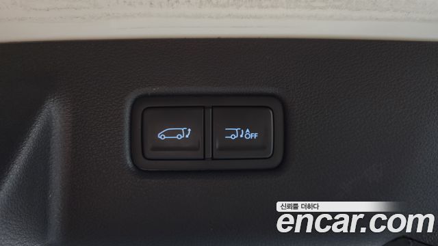 Hyundai Staria 2022 — photo 25