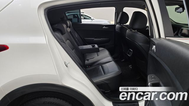 Kia Sportage 2019 — photo 17