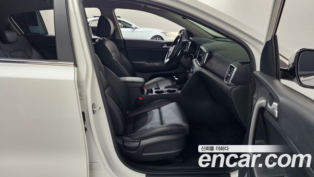 Kia Sportage 2019 — photo 16
