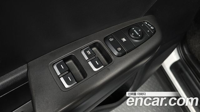 Kia Sportage 2019 — photo 35