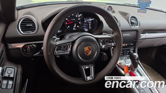 Porsche 718 2021 — photo 18