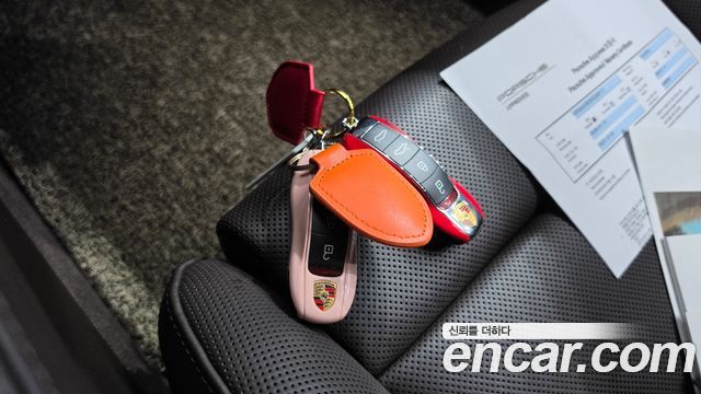 Porsche 718 2021 — photo 20
