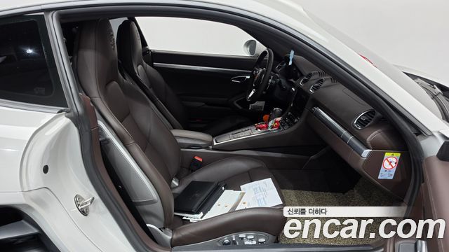 Porsche 718 2021 — photo 16
