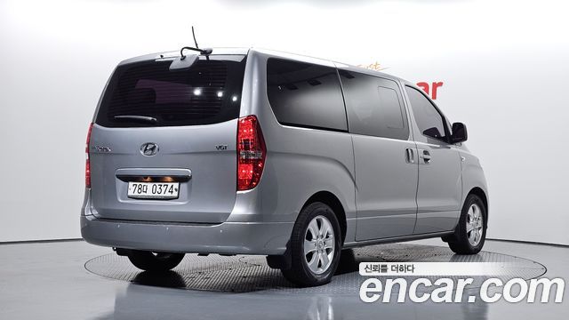 Hyundai Starex 2020 — photo 2
