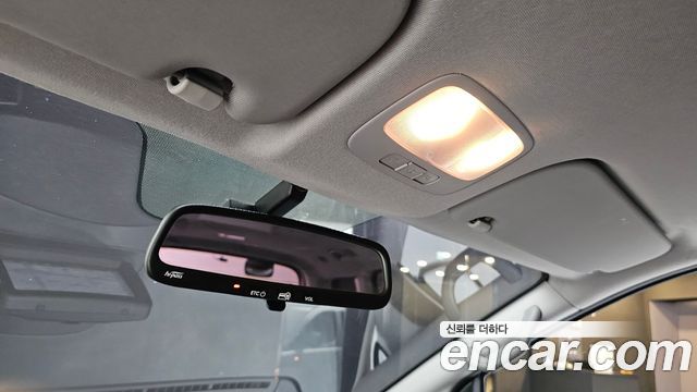 Hyundai Starex 2020 — photo 22
