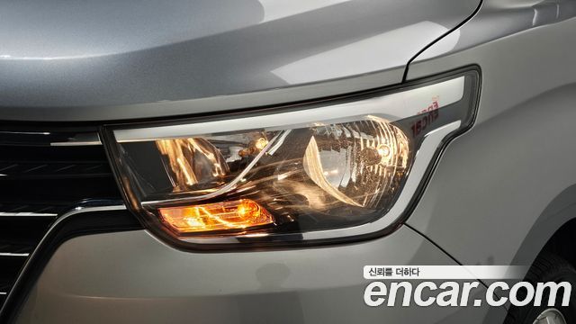 Hyundai Starex 2020 — photo 8