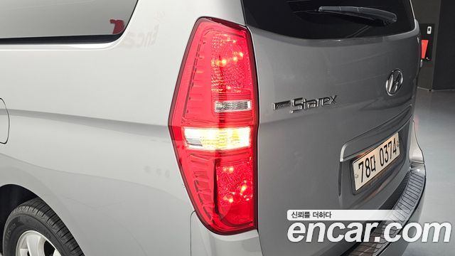Hyundai Starex 2020 — photo 9