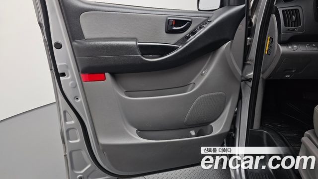 Hyundai Starex 2020 — photo 14
