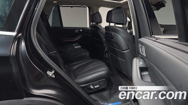 BMW X5 2023 — photo 18