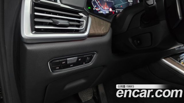 BMW X5 2023 — photo 29