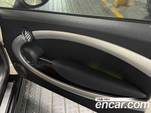 Mini Coupe 2012 — photo 16