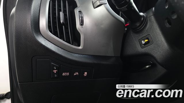 Kia Sportage 2016 — photo 19