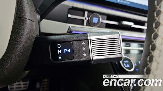 Hyundai Santafe 2024 — photo 12