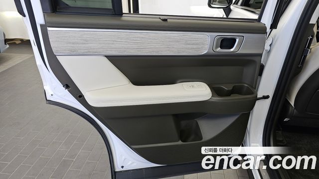 Hyundai Santafe 2024 — photo 15