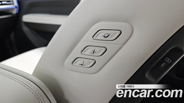 Hyundai Santafe 2024 — photo 27